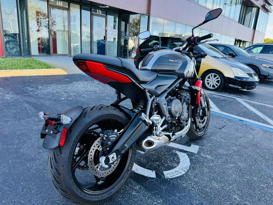 2022 Triumph Trident 660 Silver Ice Diablo Red