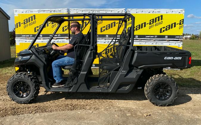 2023 Can-Am Defender MAX DPS HD10