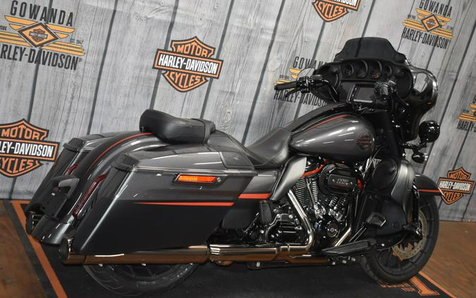 FLHXSE 2018 CVO Street Glide