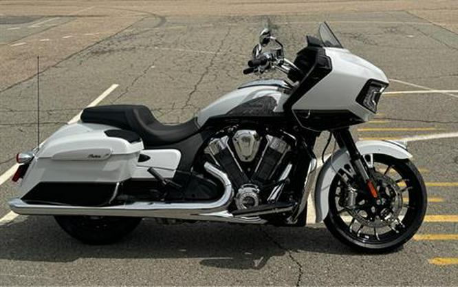 2024 Indian Motorcycle Challenger® Limited with PowerBand Audio Package