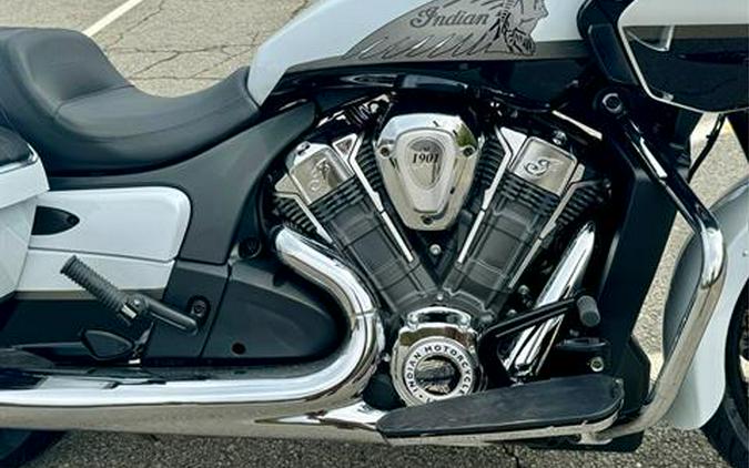 2024 Indian Motorcycle Challenger® Limited with PowerBand Audio Package