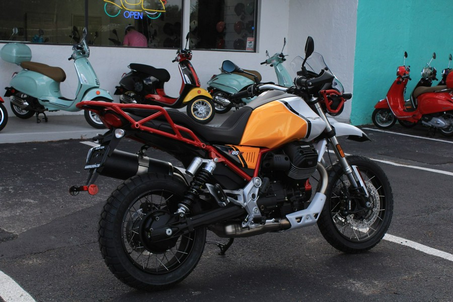 2023 Moto Guzzi V85 TT Adventure