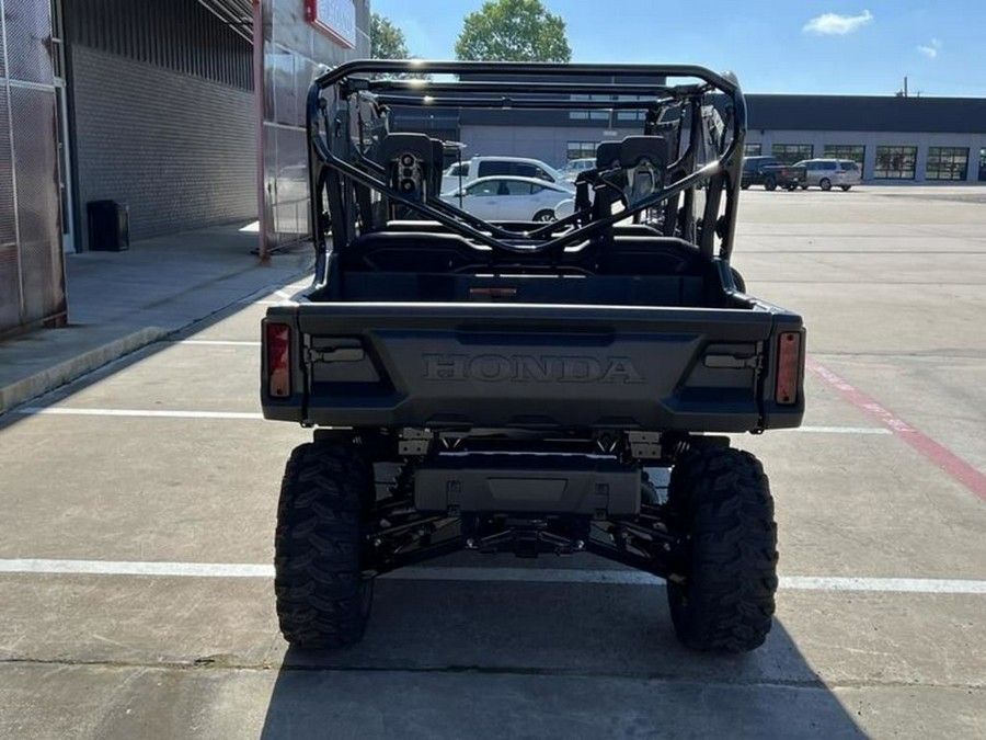 2025 Honda® Pioneer 1000-6 Deluxe Crew
