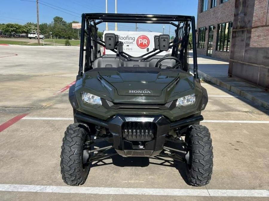 2025 Honda® Pioneer 1000-6 Deluxe Crew