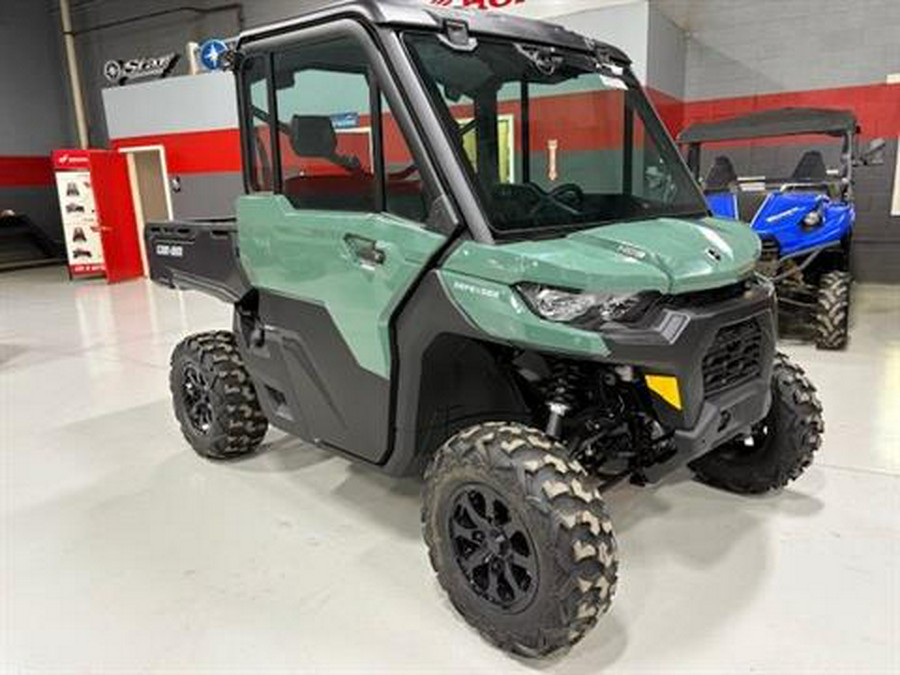 2026 Can-Am Defender DPS CAB