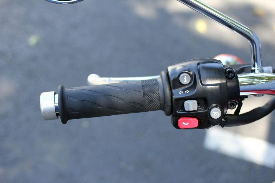 2025 Triumph Bonneville T120 Elvis Presley Edition