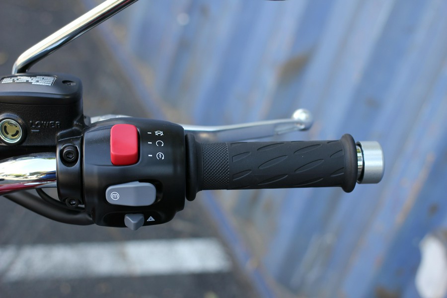 2025 Triumph Bonneville T120 Elvis Presley Edition