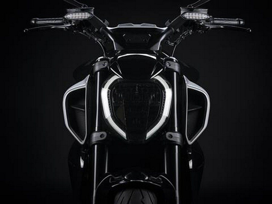 2024 Ducati Diavel V4