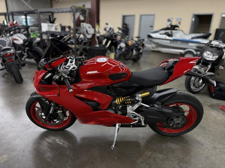2024 Ducati Panigale V2 Red