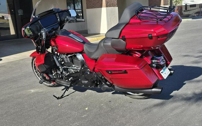 2026 Harley-Davidson® Street Glide Limited Brilliant Red Black Trim