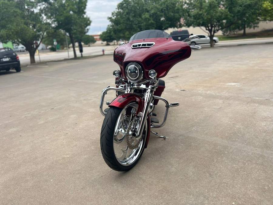 2017 Harley-Davidson® Street Glide® Special Hard Candy Custom™ Hot Rod Red Fla