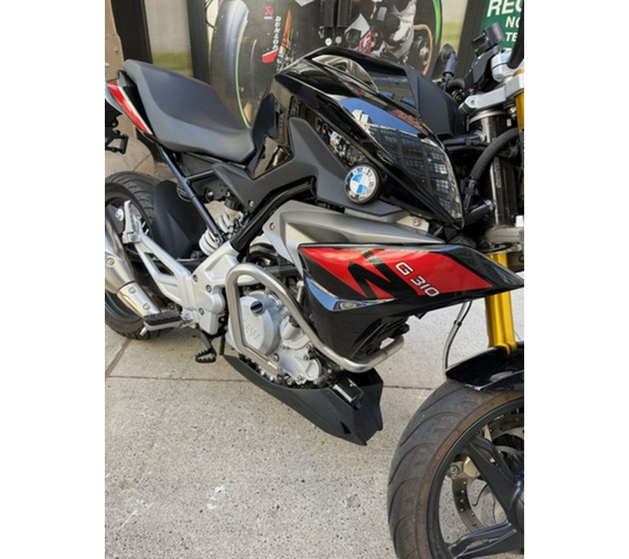 2020 BMW G 310 R Cosmic Black