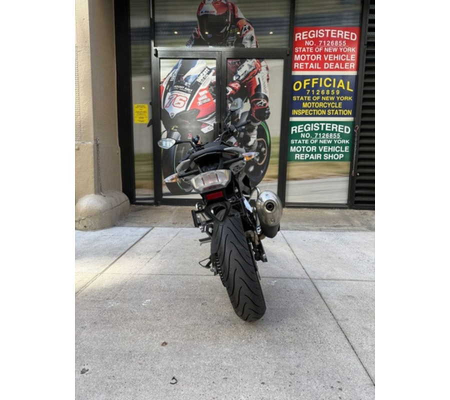 2020 BMW G 310 R Cosmic Black