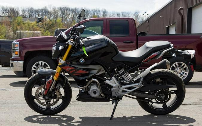 2020 BMW G 310 R Cosmic Black