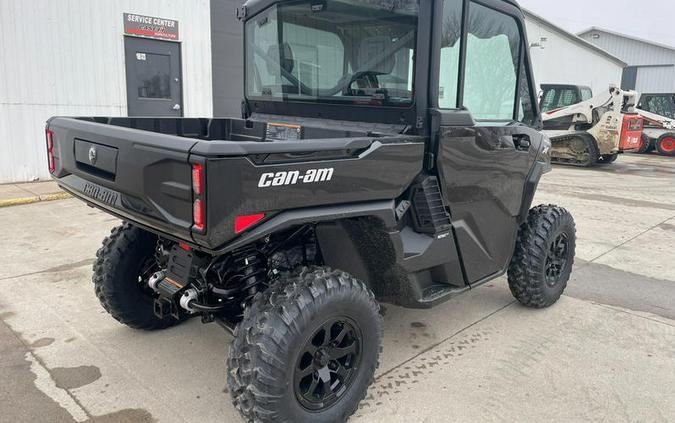 2026 Can-Am® Defender XT CAB HD11