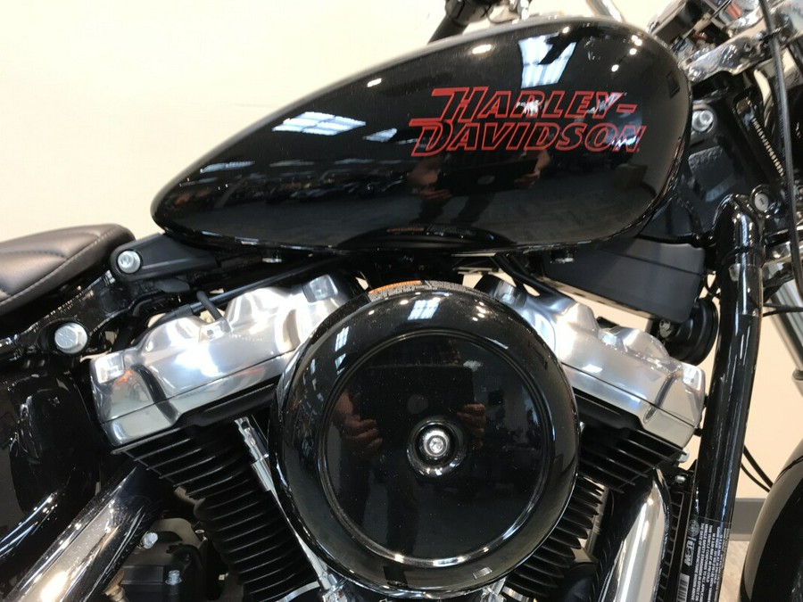 2023 Harley-Davidson Softail Standard Vivid Black