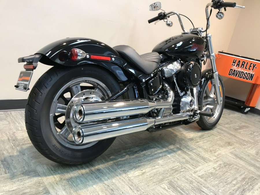 2023 Harley-Davidson Softail Standard Vivid Black