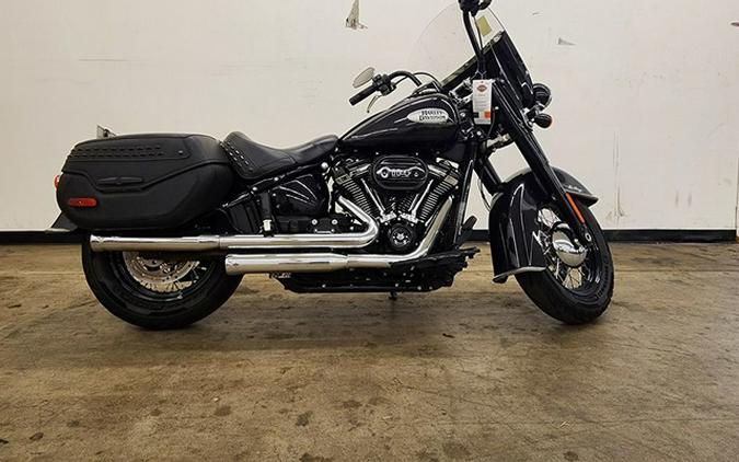 2021 Harley-Davidson FLHCS - Heritage Classic 114