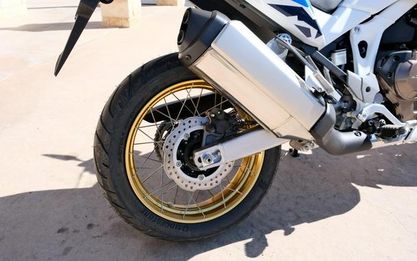 2025 HONDA AFRICA TWIN ADVENTURE SPORTS ES DCT