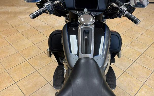 2022 Harley-Davidson® FLHTCUTG - Tri Glide® Ultra