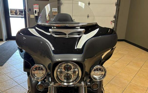 2022 Harley-Davidson® FLHTCUTG - Tri Glide® Ultra