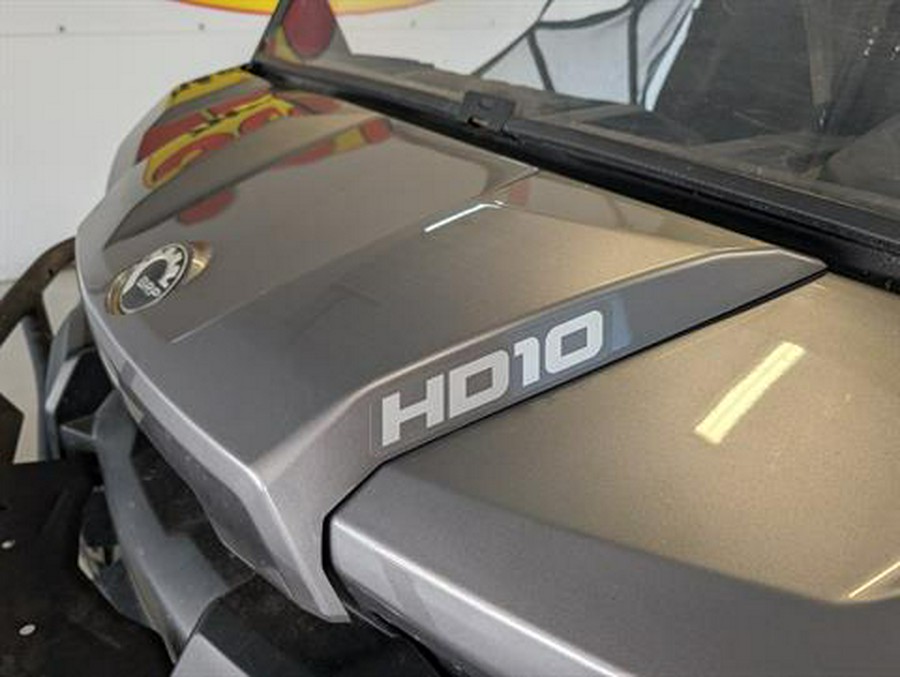 2017 Can-Am Defender HD10