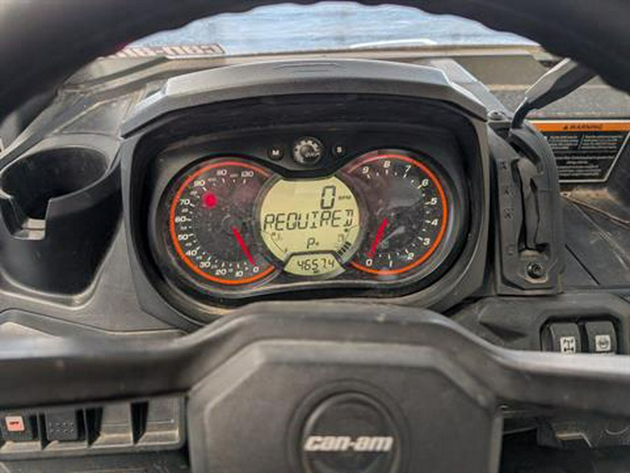 2017 Can-Am Defender HD10