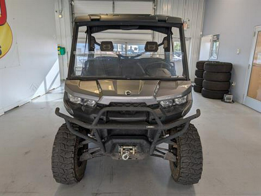 2017 Can-Am Defender HD10