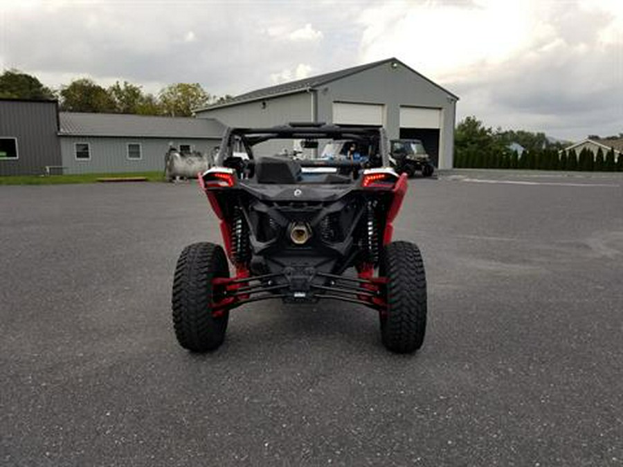 2024 Can-Am Maverick X3 X RC Turbo RR 64