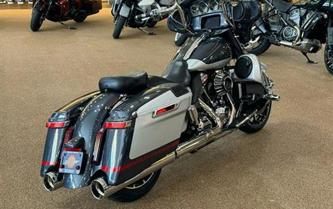2019 Harley-Davidson CVO™ Street Glide®
