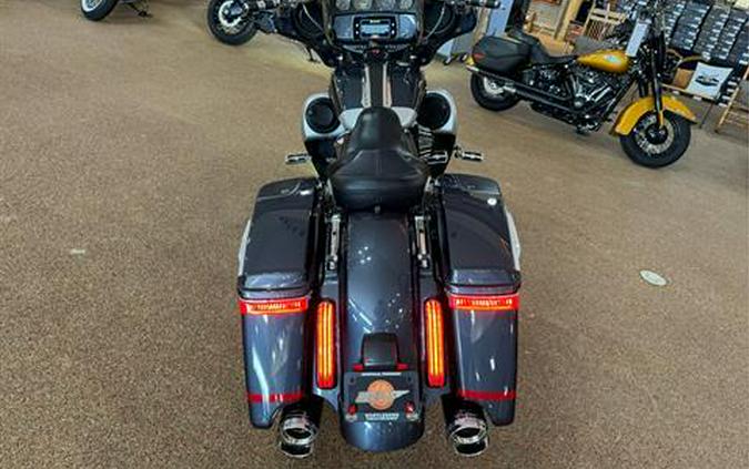 2019 Harley-Davidson CVO™ Street Glide®