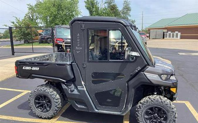 2018 Can-Am Defender DPS HD10