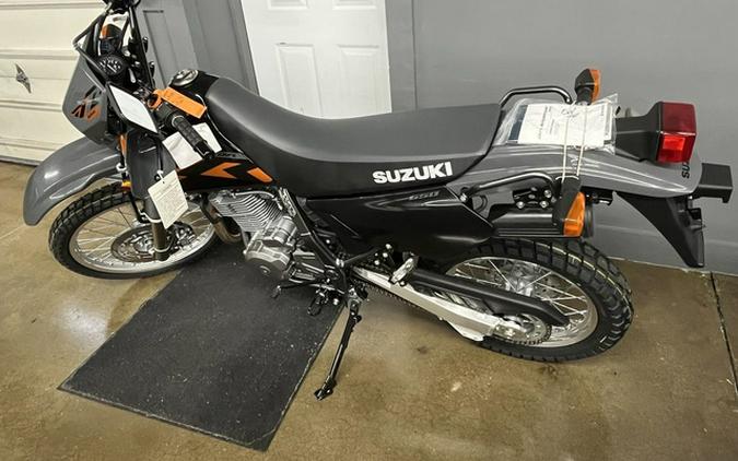 2025 Suzuki DR 650S