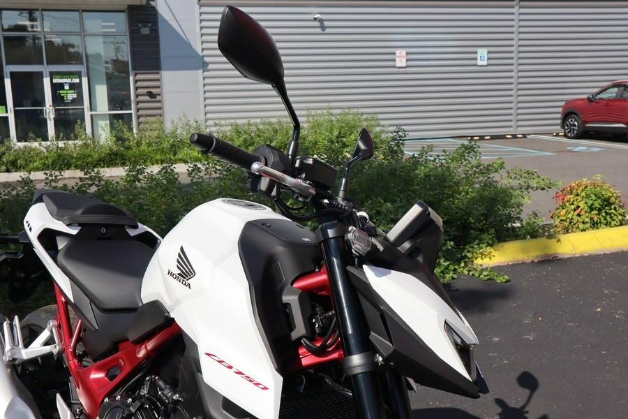 2025 CB750 Hornet Base - Honda