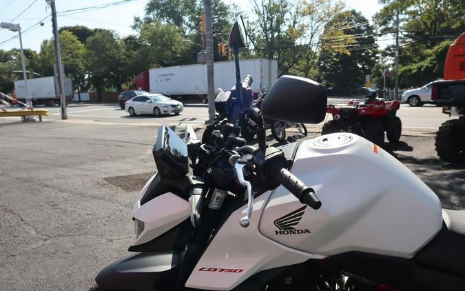 2025 CB750 Hornet Base - Honda