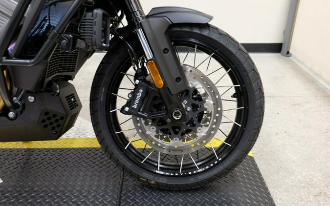 2022 RA1250S Pan America™ 1250 Special - In Vivid Black