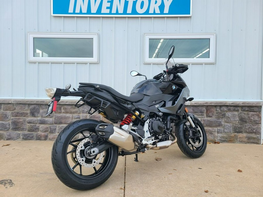 2023 BMW F 900 XR Triple Black