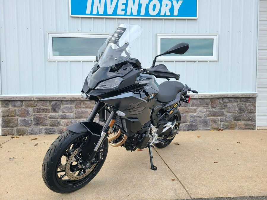 2023 BMW F 900 XR Triple Black