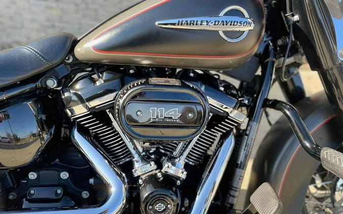 2018 Harley-Davidson Softail Heritage Classic 114 Review — From...