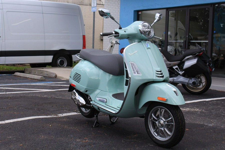 2024 Vespa GTS 300