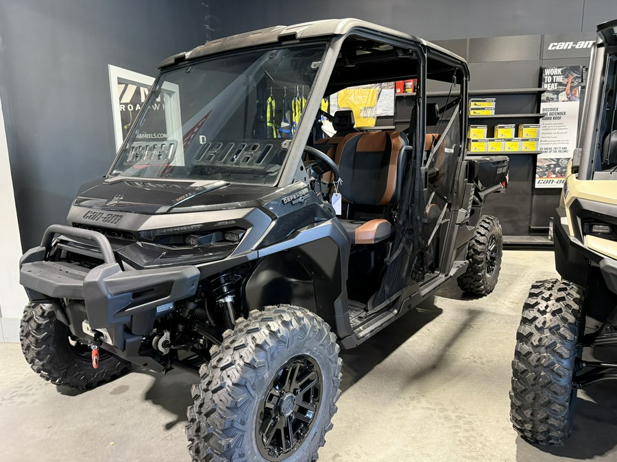 2026 Can-Am Defender MAX Lone Star HD11
