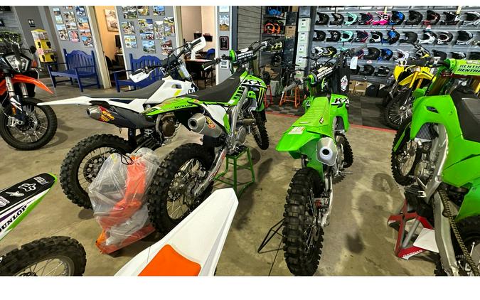 2022 KX 450 - Kawasaki