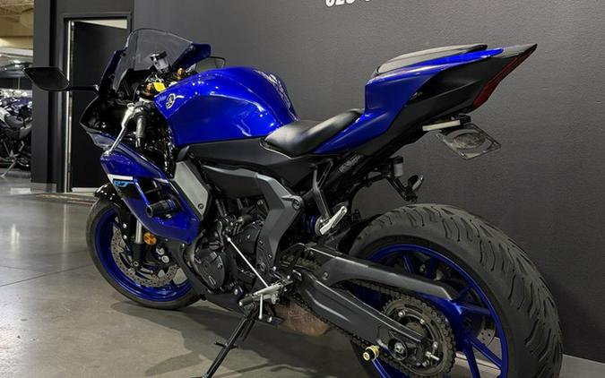 2025 Yamaha YZF R7