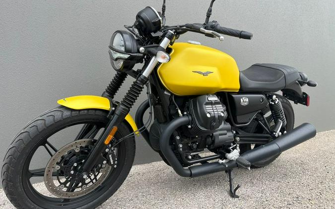 2022 Moto Guzzi V7 Stone E5