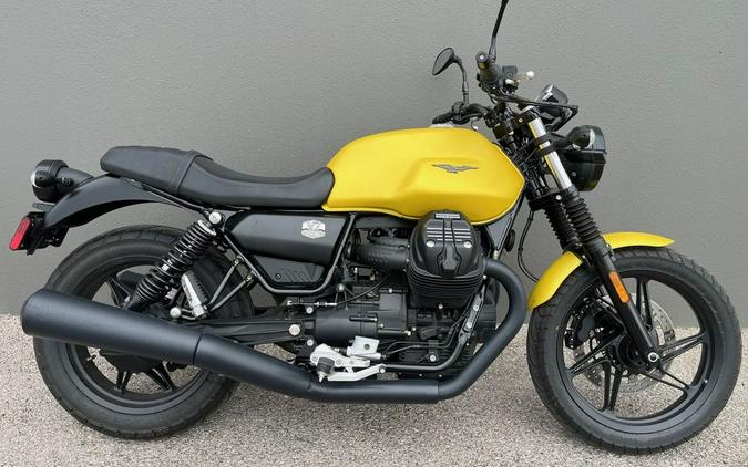 2022 Moto Guzzi V7 Stone E5