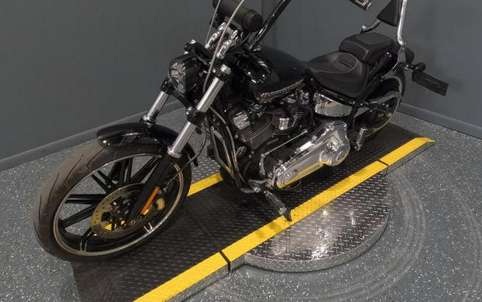 2019 Harley-Davidson® FXBR - Softail® Breakout®