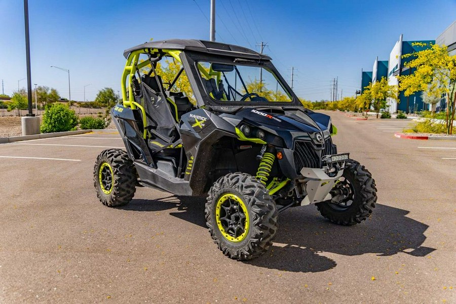 2016 Can-Am® Maverick X ds TURBO 1000R Carbon Black & Manta Green