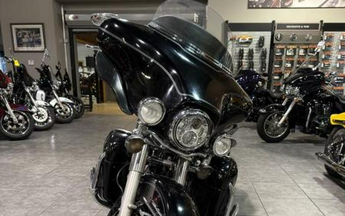 2013 Harley-Davidson® FLHTCU - Electra Glide® Ultra Classic®