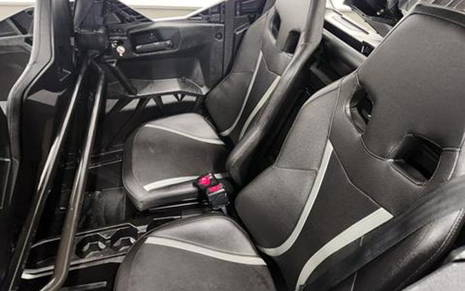 2025 Can-Am Commander MAX XT 700