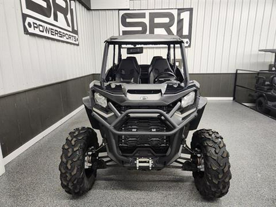 2025 Can-Am Commander MAX XT 700